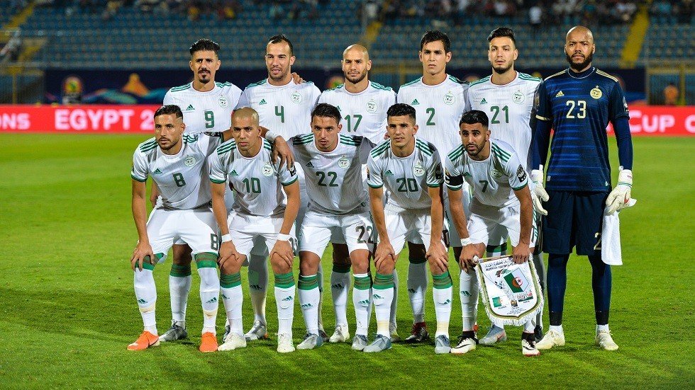 التشكيلة الأساسية لمباراة الجزائر والسنغال