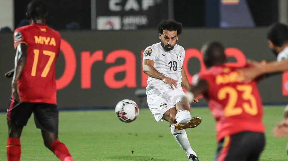 محمد صلاح يحقق رقما تاريخيا في مباراة مصر وأوغندا (فيديو)