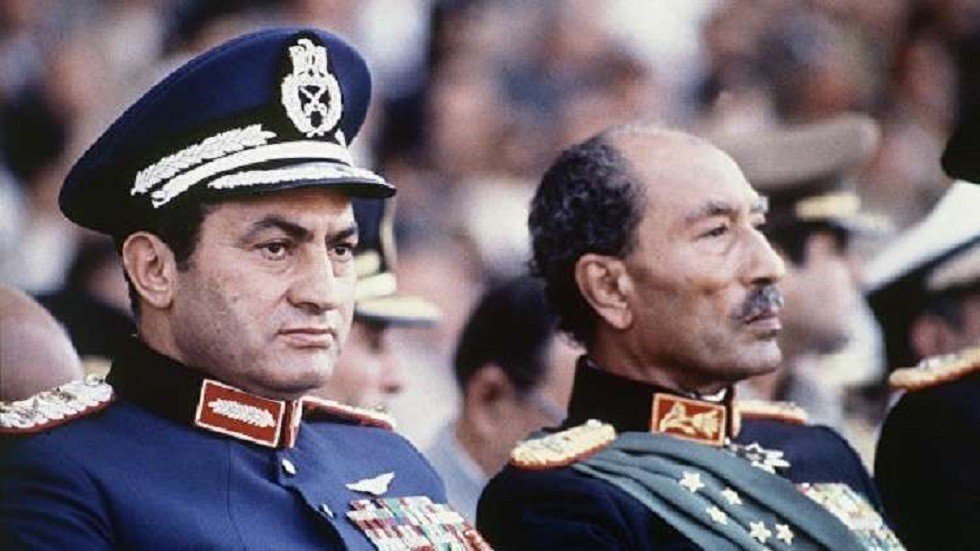 وفاة المصور الذي التقط لحظة اغتيال السادات