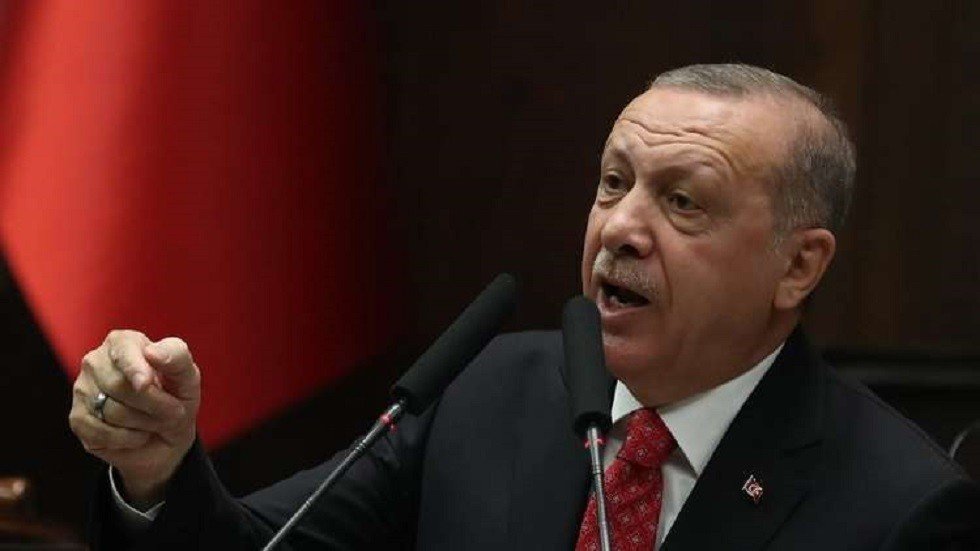 أردوغان يكشف سبب عزله محافظ البنك المركزي