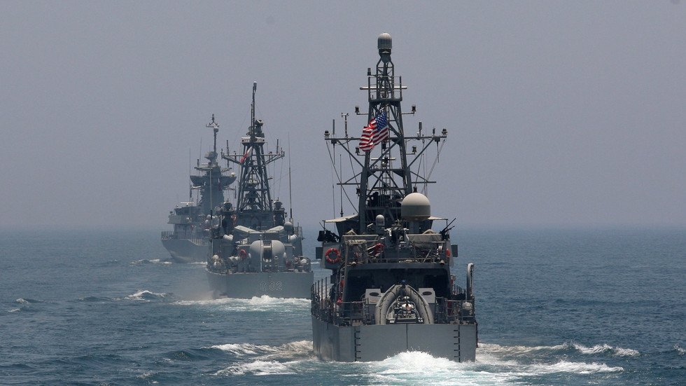 الدفاع الأمريكية تطلب ردا دوليا عقب حادث السفينة البريطانية في الخليج