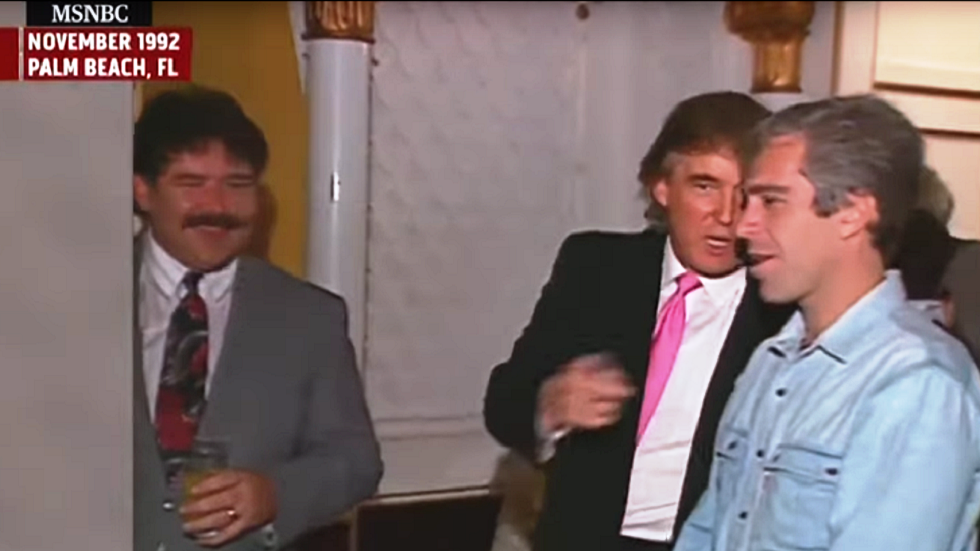 شاهد.. ترامب وإبشتاين معا في حفل عام 1992