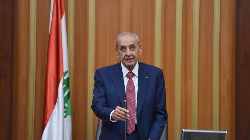بري "يلزم" النواب الحضور إلى البرلمان والتصويت على الموازنة اليوم