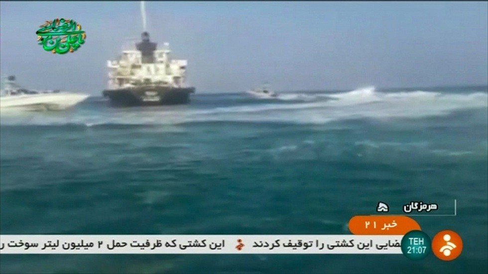 الخارجية الأمريكية: على إيران الإفراج عن السفينة التي تحتجزها