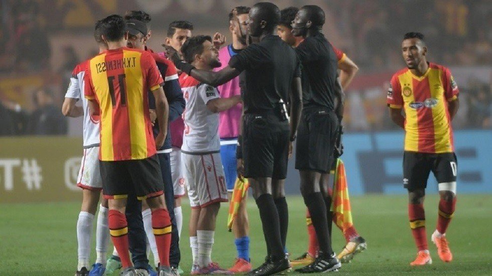 الاتحاد الإفريقي يعاقب الترجي التونسي