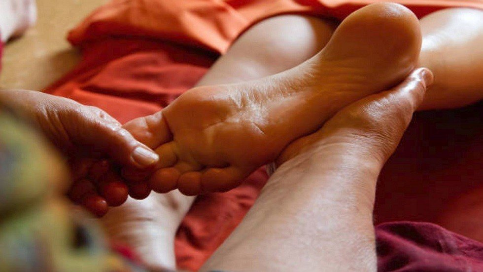 "أدخلها" في غيبوبة.. مساج "يقتل" امرأة!