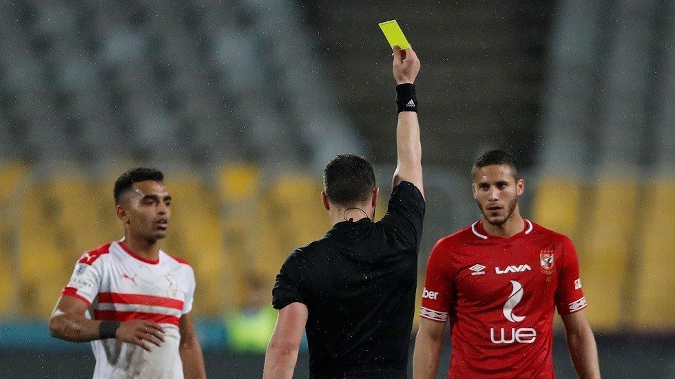 صفارة هنغارية تدير قمة الأهلي والزمالك