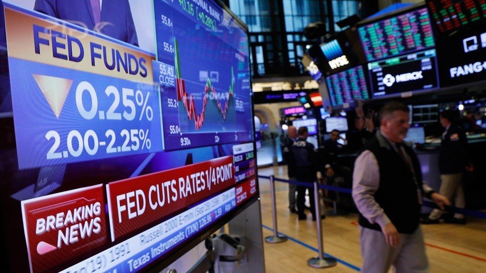 لأول مرة منذ أكتوبر 2008.. الفدرالي الأمريكي يخفض أسعار الفائدة بـ 0.25%