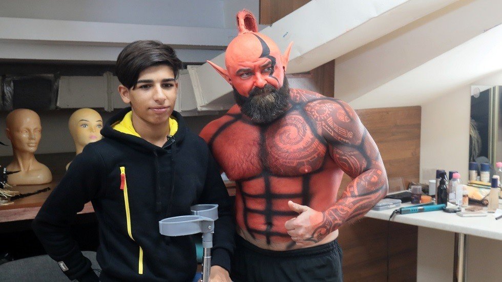 بطل 