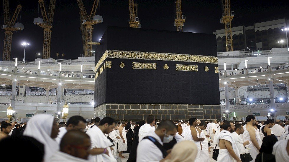 المحكمة العليا في السعودية تعلن ثبوت هلال شهر ذي الحجة