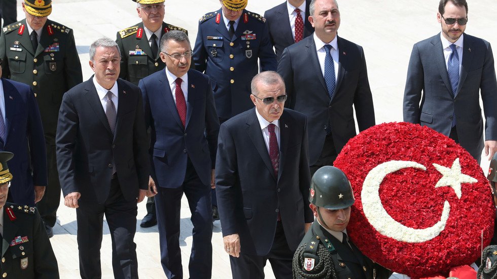 أردوغان يترأس اجتماعا لمجلس الشورى العسكري التركي