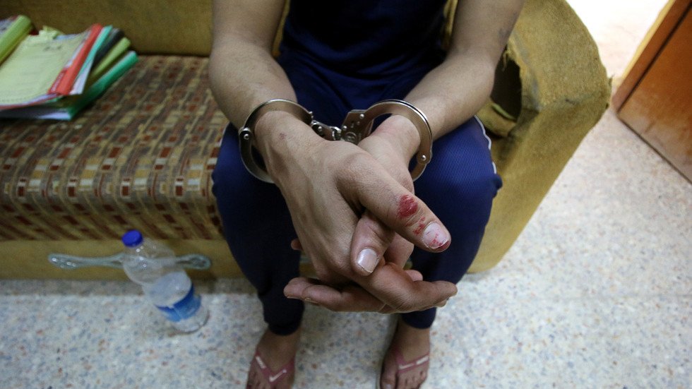 السلطات العراقية تعيد إلى السجن أحد 