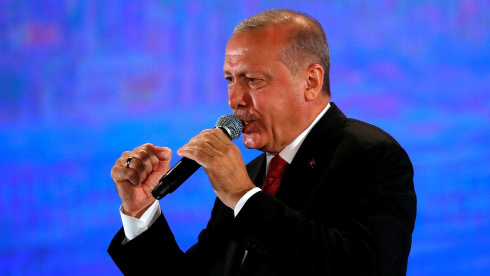 أردوغان يستفز روسيا في القرم
