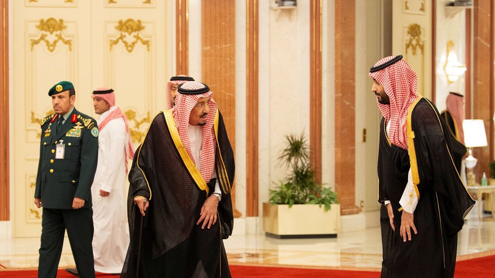 الملك سلمان وولي عهده يستقبلان الرئيس اليمني لبحث آخر التطورات في عدن