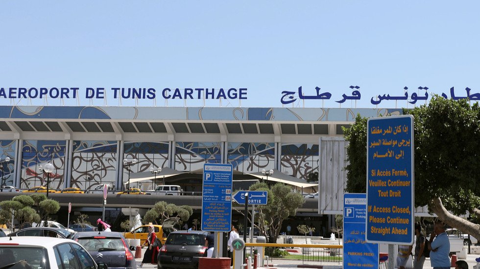 الجمارك التونسية: حافظ قايد السبسي خضع للتفتيش بناء على معلومات استخباراتية