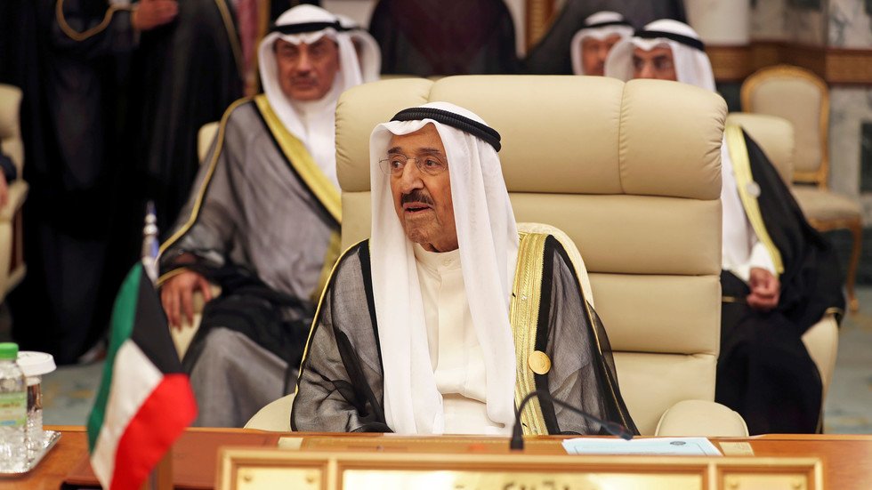 رئيس مجلس الأمة الكويتي يوضح مسألة الوضع الصحي لأمير البلاد