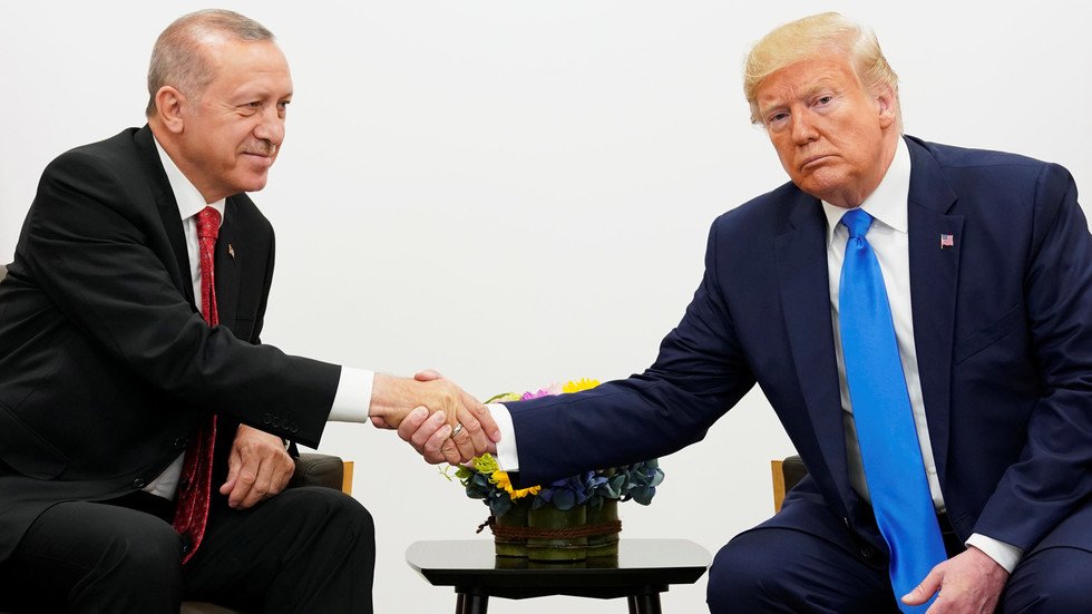ترامب وأردوغان يتفقان على "حماية المدنيين" في إدلب