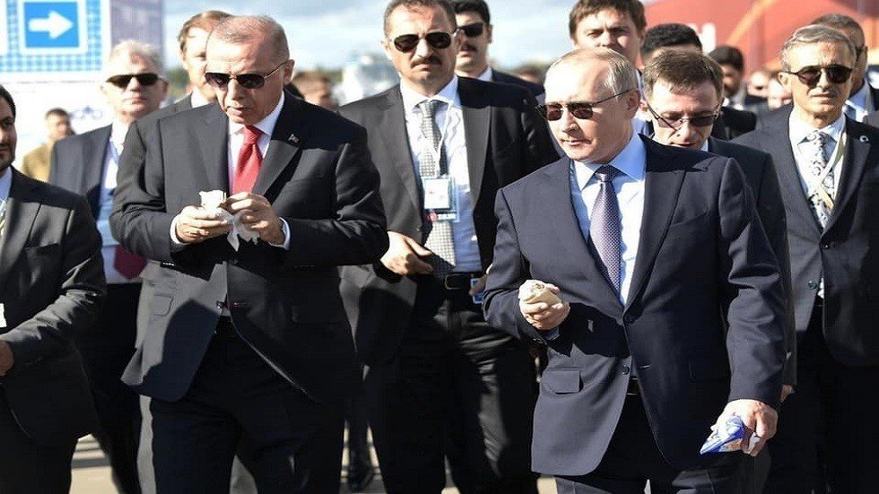 بوتين وملعقة أردوغان والبوظة في معرض "ماكس"