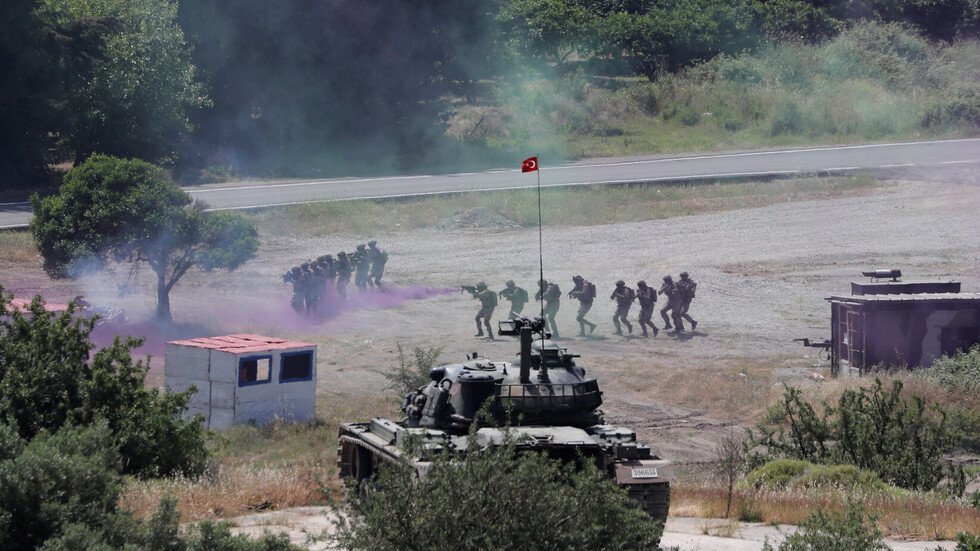 في الملفين السوري والفلسطيني.. الماء لا يجري تحت الحجر الهامد!