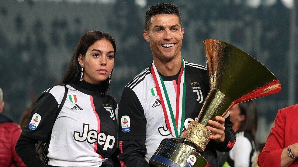 شاهد.. رونالدو لا يكل ولا يمل من التدريبات