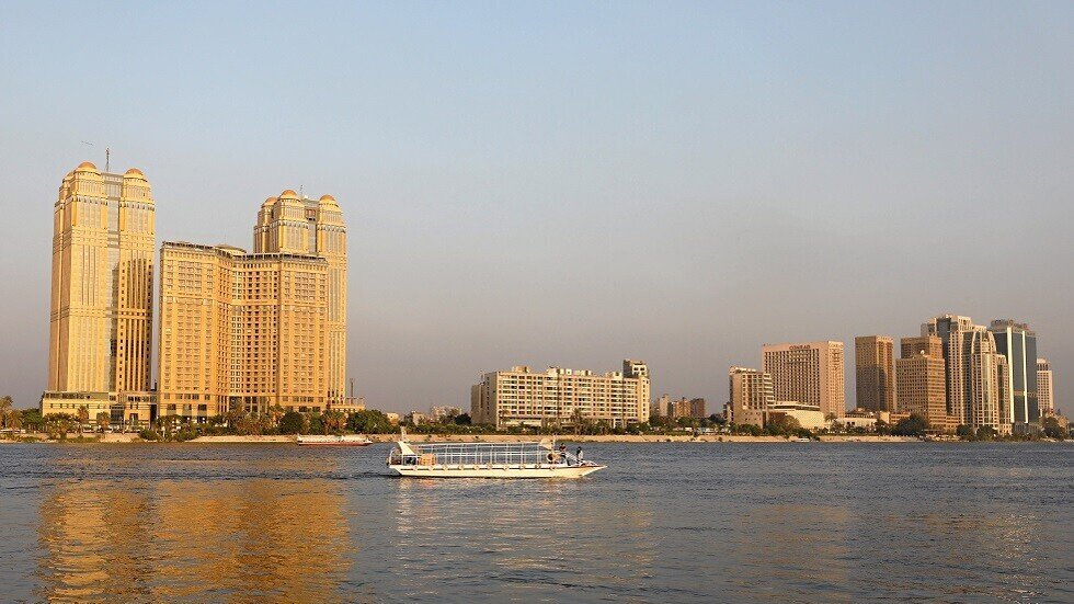 مصر: ربط حساب رسوم الجمارك بسعر الصرف من البنك المركزي 