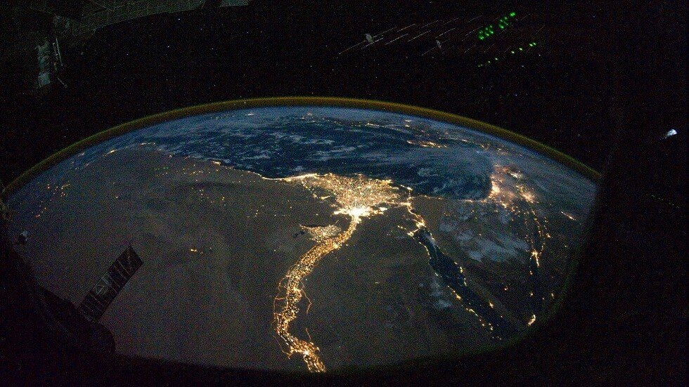 وسائل إعلام: البنتاغون يؤجل مشروع إطلاق السلاح الشعاعي إلى الفضاء