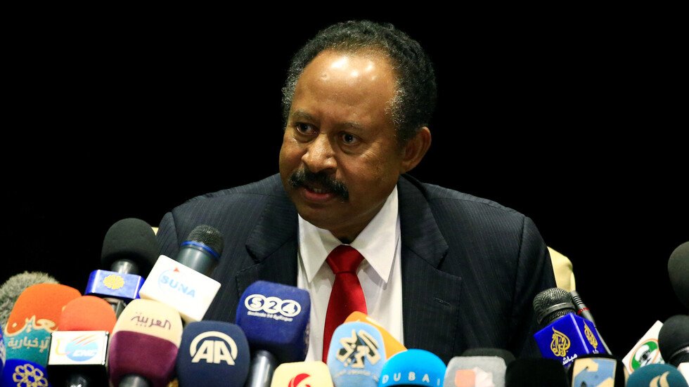 حمدوك يستقبل وزير الخارجية المصري في الخرطوم