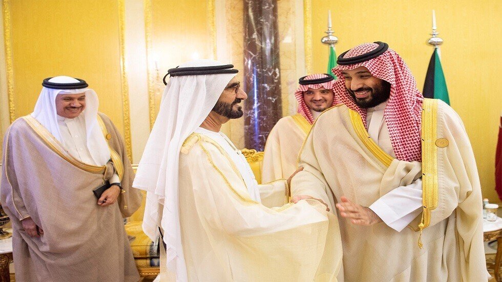 العربية السعودية ليست آمرة للإمارات