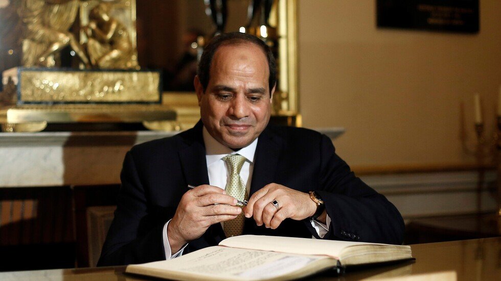 مصر.. السيسي يوافق على قرض جديد
