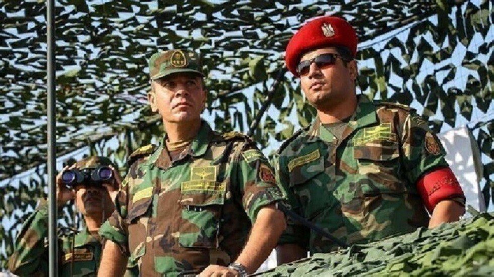تحالف من 40 حزبا سياسيا يعلن دعمه للجيش المصري والسيسي