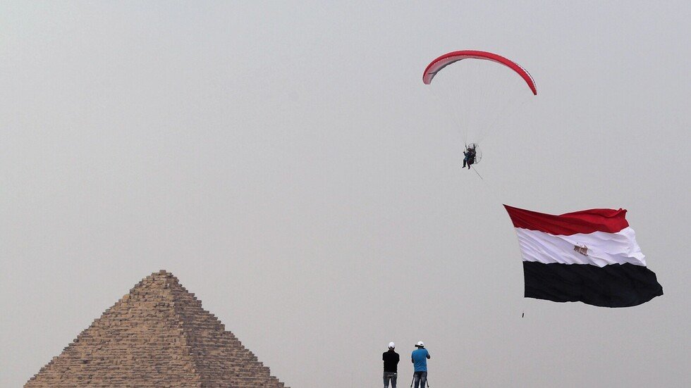 مصر.. جدل بين الأتمتة والاستغناء عن موظفي القطاع العام