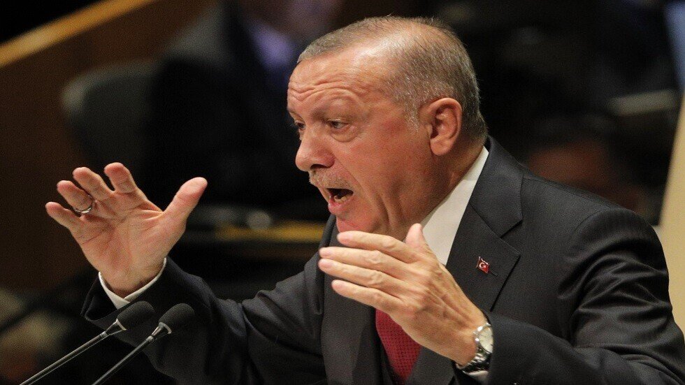 مصر تشن هجوما حادا على أردوغان في رد على تصريحاته بشأن محمد مرسي