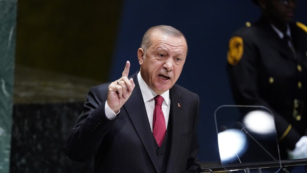 أردوغان: سنواصل التجارة مع إيران رغم العقوبات الأمريكية