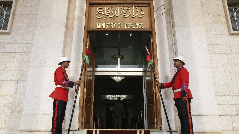بغداد ترد على تهديدات طهران بضرب القوات الأمريكية في العراق