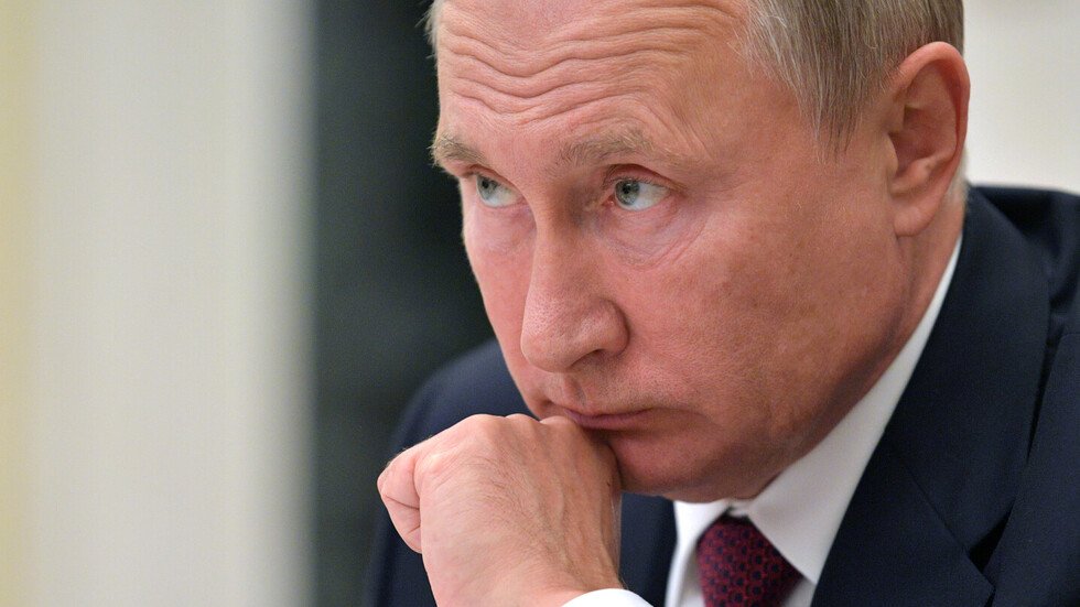 الكرملين يكشف موقف بوتين تجاه التدخين والمدخنين
