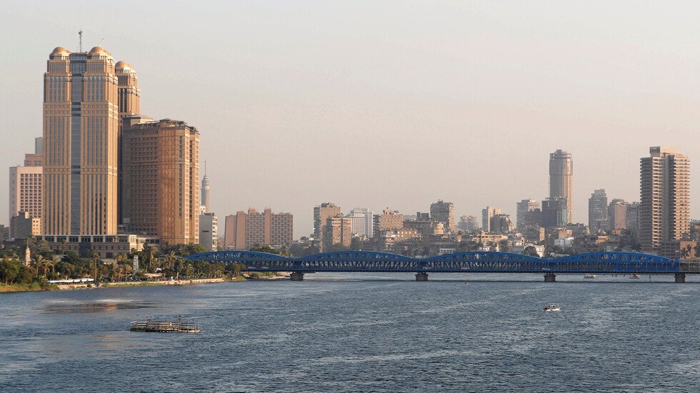 مصر تؤكد أنها لم تعتقل أحدا لانتقاده الحكومة