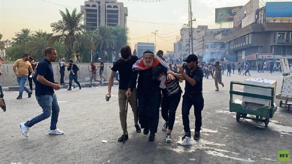 إصابات في صفوف المتظاهرين وقوات الأمن في بغداد