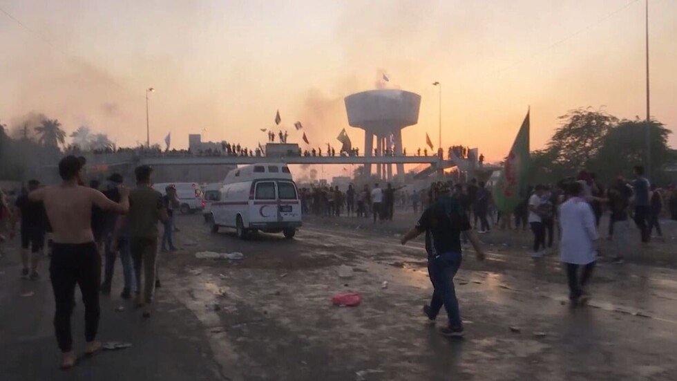 "رويترز": انقطاع خدمة الإنترنت عن عدة مناطق بالعراق بينها بغداد وسط احتجاجات واسعة النطاق