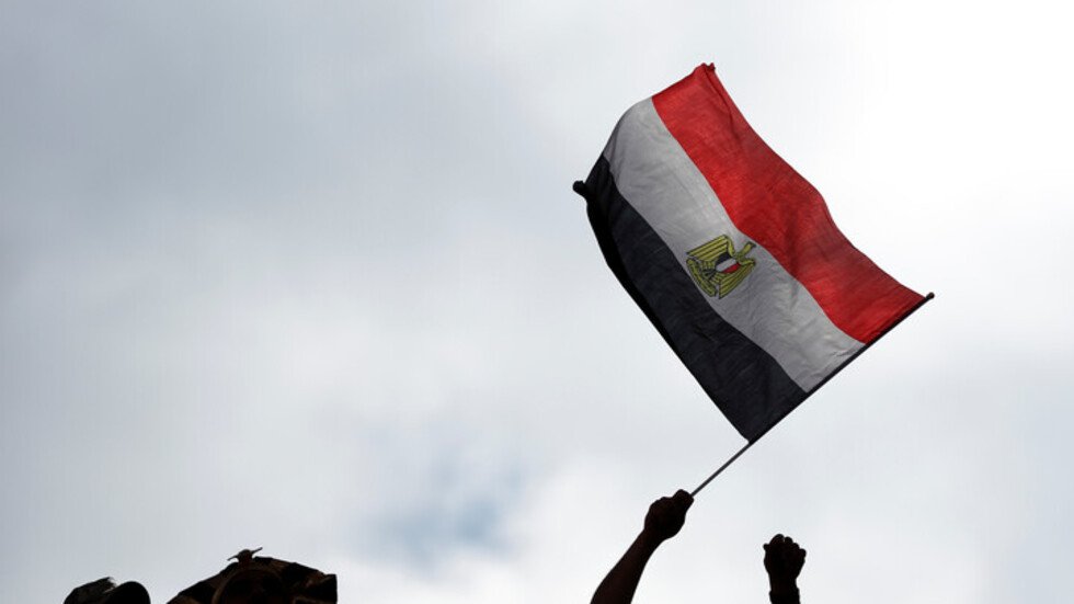 وفاة أحد أشهر النقاد في مصر