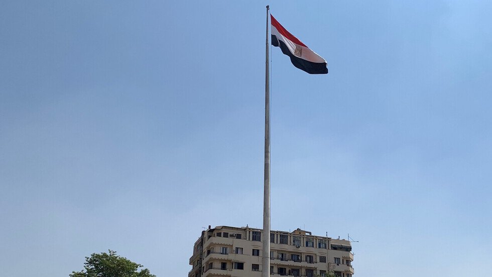 السلطات المصرية تسلم السودان مواطنا اعتقلته خلال الاحتجاجات الأخيرة