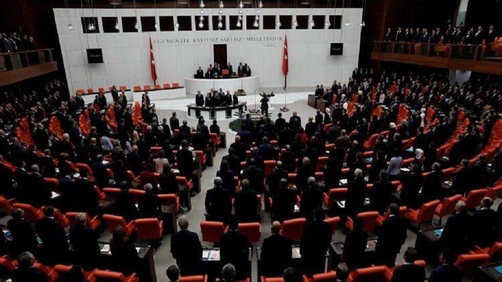 الرئاسة التركية تقدم مذكرة إلى البرلمان لتمديد عمليات الجيش في سوريا والعراق