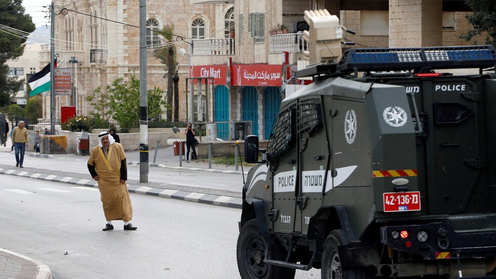 اشتية: سنمنع إسرائيل من اقتحام المنطقة "أ" بأجسادنا