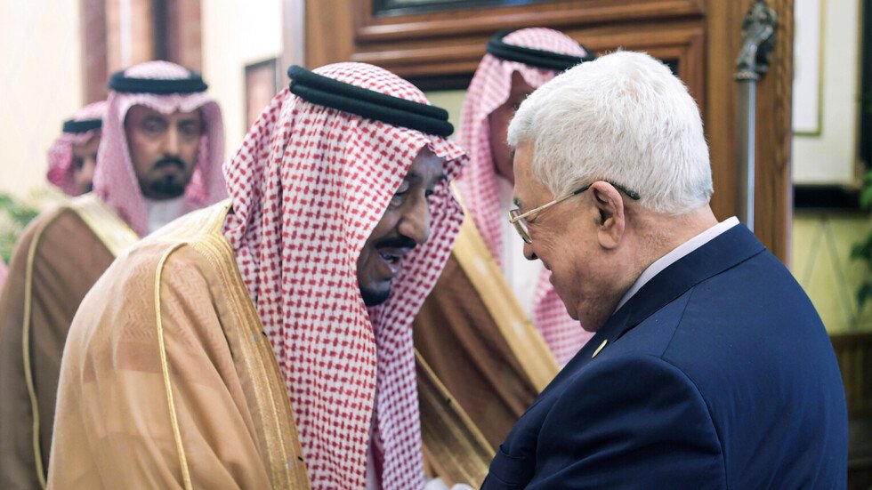 الملك سلمان يستقبل الرئيس عباس في الرياض