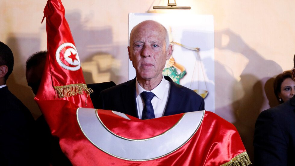 تونس.. الإعلان رسميا عن فوز قيس سعيد في الانتخابات الرئاسية