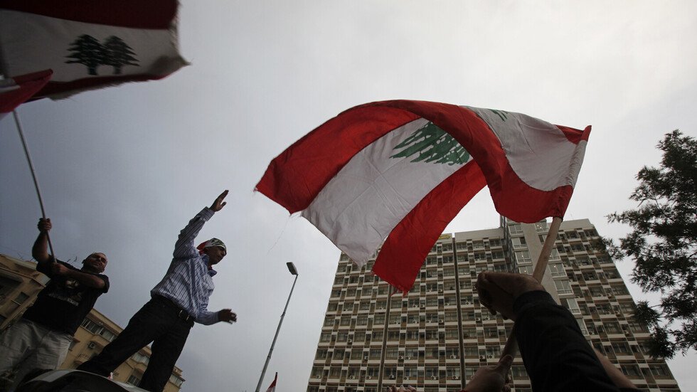 مصر تصدر تحذيرا لمواطنيها في لبنان