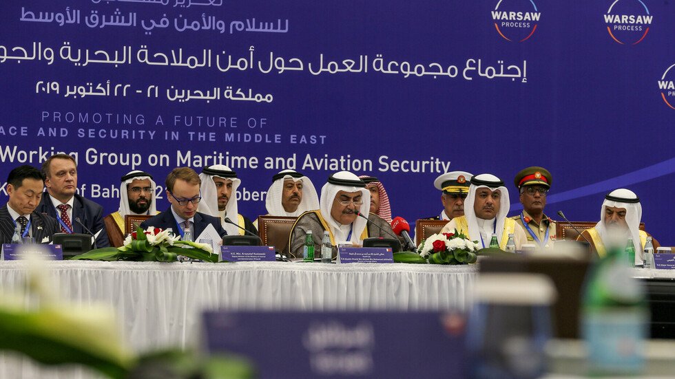 إيران تستنكر استضافة البحرين وفدا إسرائيليا في مؤتمر المنامة