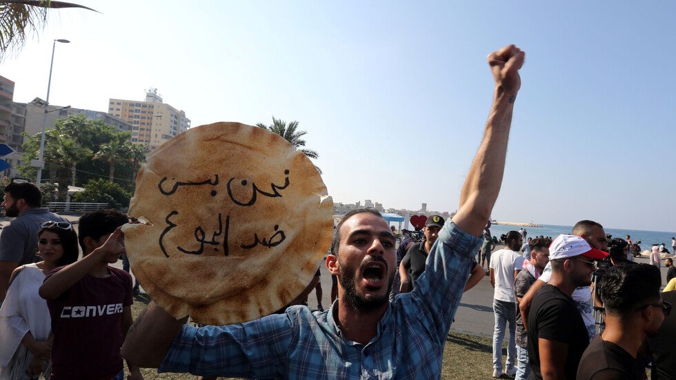 مستشار الحكومة اللبنانية متفائل برد فعل إيجابي على الإصلاحات