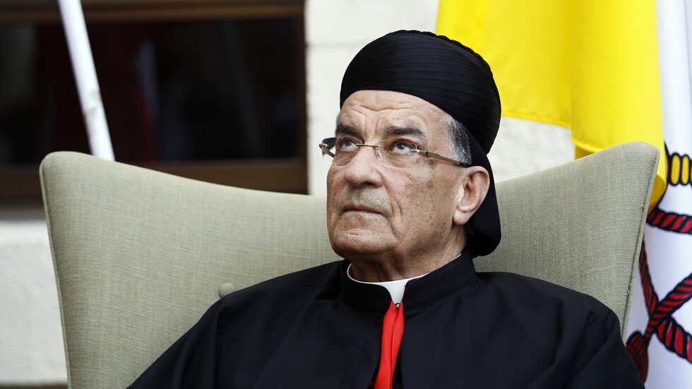 البطريرك الماروني يعلن تضامنه مع المحتجين في لبنان