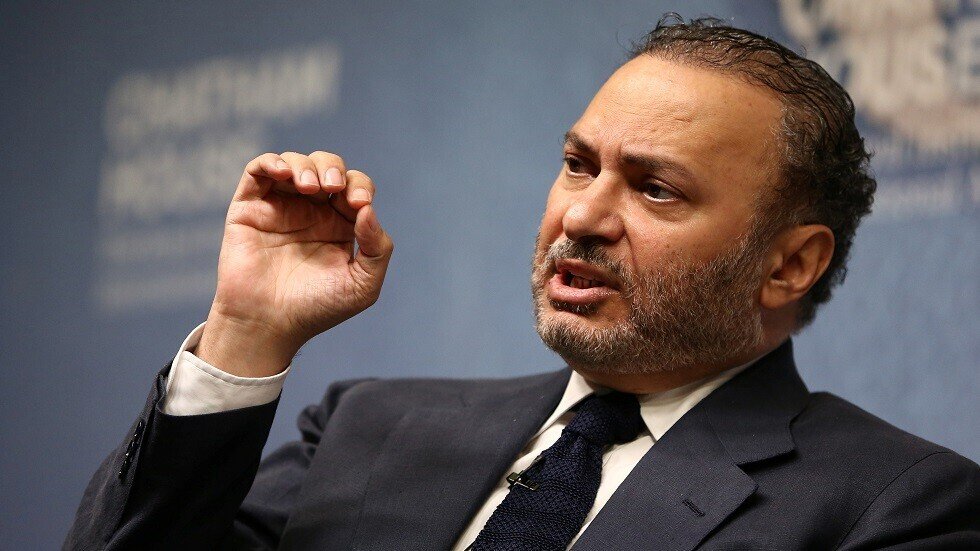 قرقاش يعلق على اتفاق الرياض بين هادي و"الانتقالي الجنوبي"