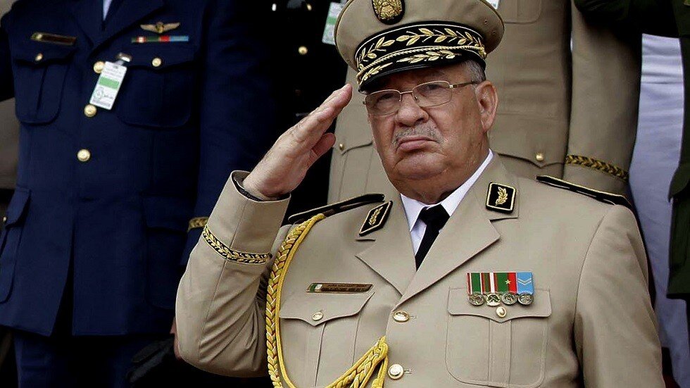 الجيش الجزائري: الانتخابات الرئاسية ستجرى في موعدها